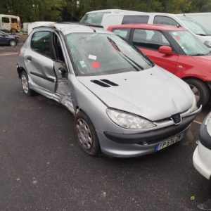 Aile avant droit PEUGEOT 206 PHASE 2 Essence image 1