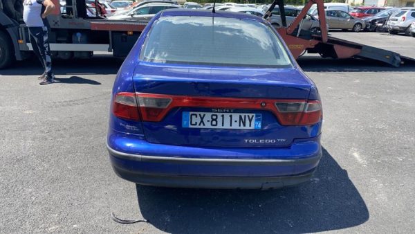 Optique avant principal gauche (feux)(phare) SEAT TOLEDO 2 Diesel image 3