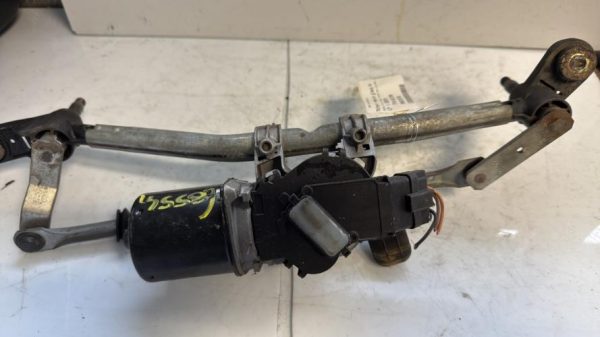 Moteur essuie glace avant RENAULT CLIO 3 PHASE 1 Diesel image 2