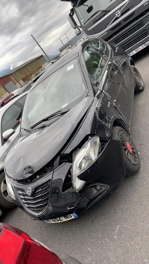 Interrupteur de leve vitre avant gauche LANCIA YPSILON 5 Essence image 5