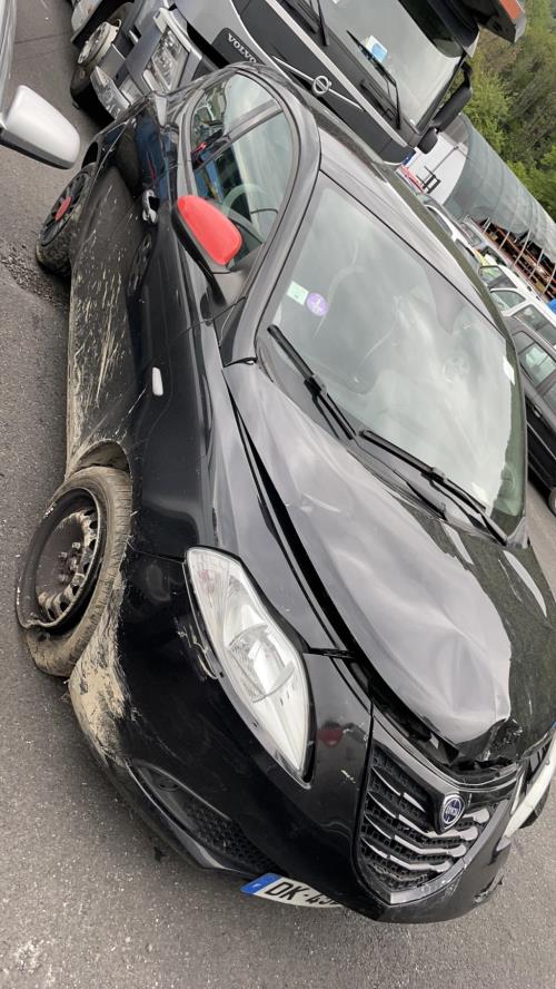 Interrupteur de leve vitre avant gauche LANCIA YPSILON 5 Essence image 6