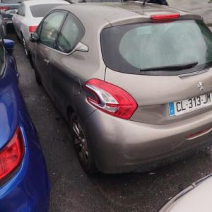 Boite de vitesses PEUGEOT 208 1 PHASE 1 Diesel image 6