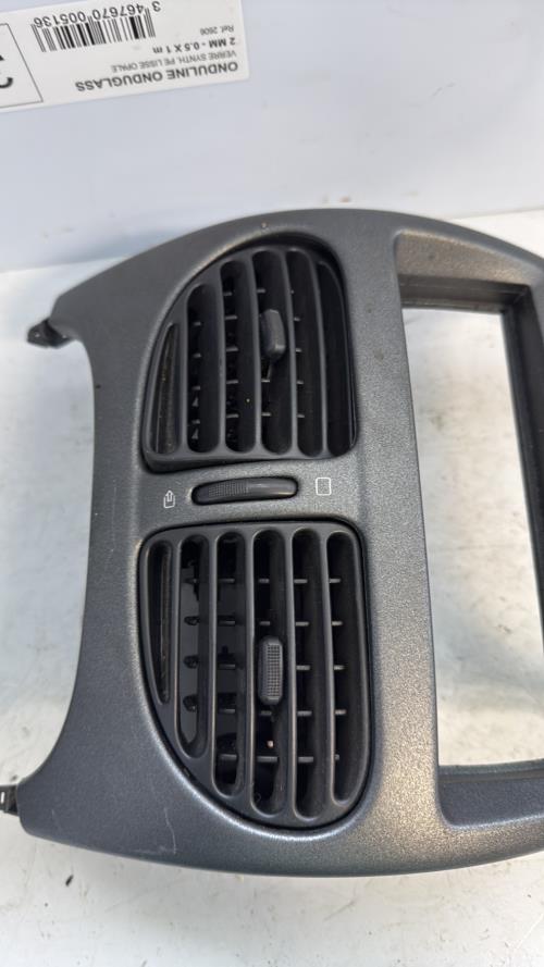 Aerateur tableau de bord PEUGEOT 206 PHASE 2 Essence image 1
