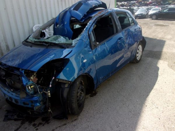Malle/Hayon arriere TOYOTA YARIS 2 PHASE 1 image 5
