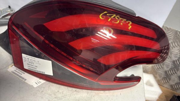 Feu arriere principal droit (feux) PEUGEOT 208 1 PHASE 2 Diesel image 2