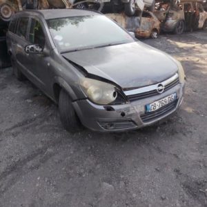 Serrure arriere droit OPEL ASTRA H PHASE 1 BREAK Diesel image 1