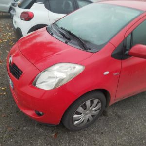 Retroviseur interieur TOYOTA YARIS 2 PHASE 1 Diesel image 6