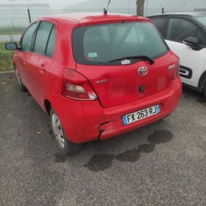 Porte fusible TOYOTA YARIS 2 PHASE 1 Diesel image 6