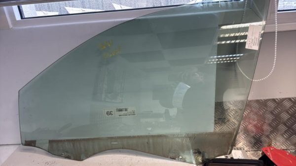 Vitre avant gauche RENAULT MEGANE 2 PHASE 1 BREAK Diesel image 3