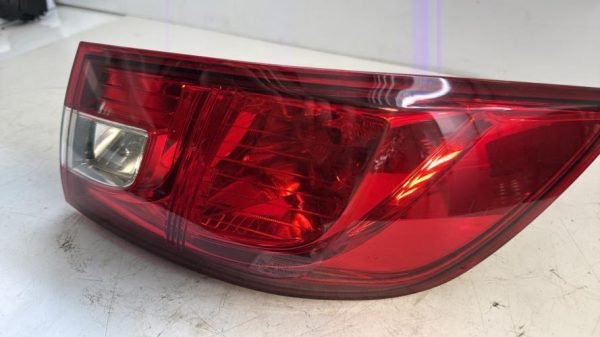 Feu arriere principal droit (feux) RENAULT CLIO 4 PHASE 1 Diesel image 3