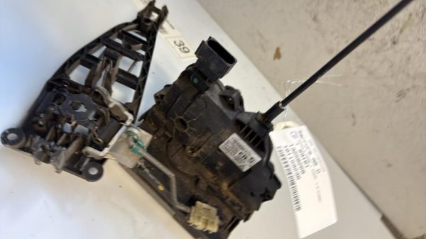 Serrure arriere droit OPEL CORSA D PHASE 1 Diesel image 1