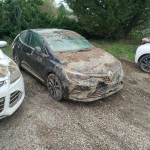 Pare choc arriere RENAULT CLIO 5 Essence/Hybride image 1