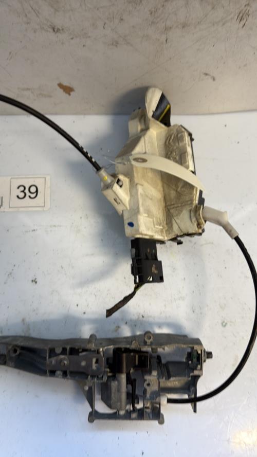 Serrure avant gauche PEUGEOT 308 1 PHASE 1 Diesel image 2