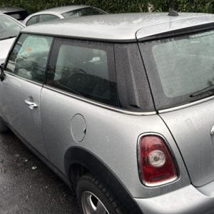 Bouton de warning MINI MINI 2 R56 PHASE 1 Essence image 4