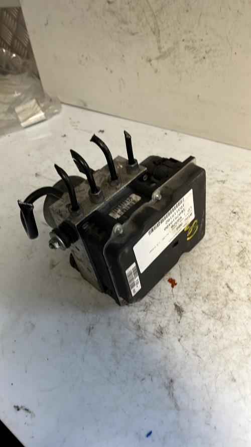 Bloc ABS (freins anti-blocage) PEUGEOT 3008 1 PHASE 1 Diesel image 1