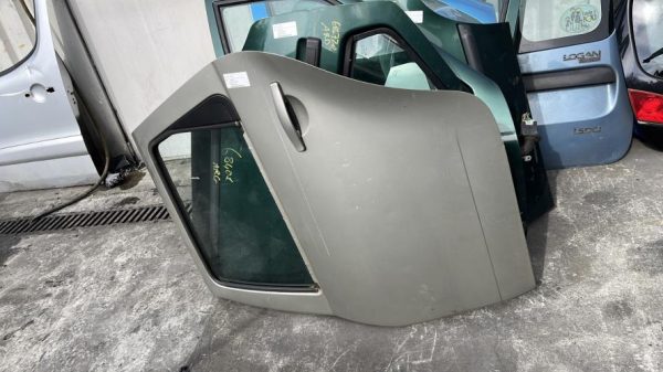 Porte arriere gauche DACIA DUSTER 1 PHASE 1 Diesel image 1