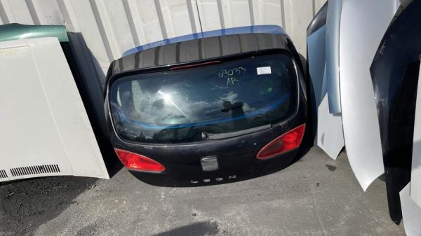 Malle/Hayon arriere SEAT LEON 2 PHASE 1 Diesel image 2