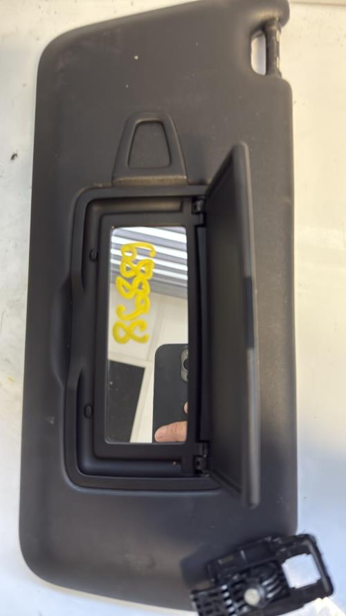 Pare soleil droit MERCEDES CLASSE A 176 PHASE 1 Diesel image 4