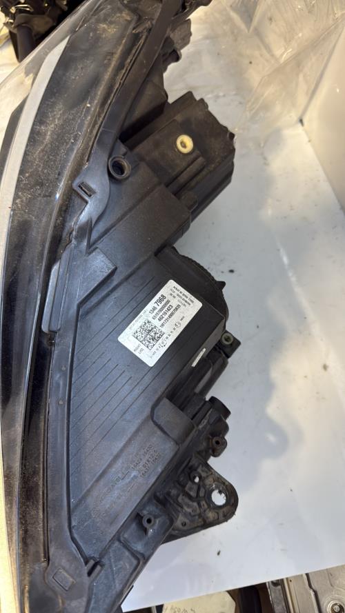 Optique avant principal droit (feux)(phare) OPEL CROSSLAND X Diesel image 5