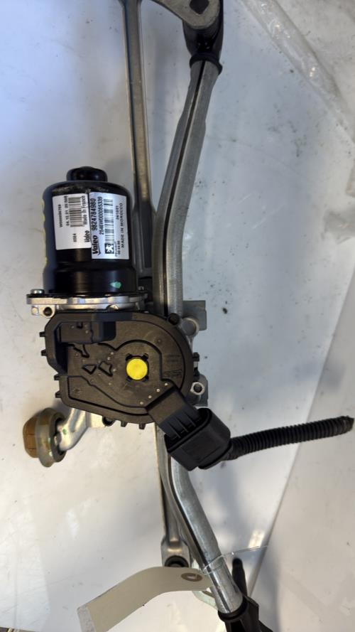 Moteur essuie glace avant PEUGEOT 208 2 Essence image 1