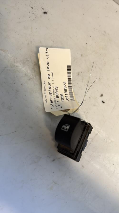 Interrupteur de leve vitre avant droit FIAT DOBLO 2 PHASE 2 Diesel image 3
