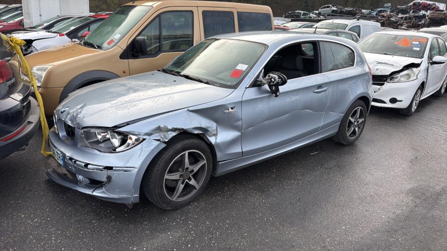 Coquille volant BMW SERIE 1 E81 Essence image 6