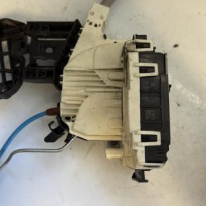 Serrure avant droit MERCEDES CLASSE A 176 PHASE 1 Diesel image 1
