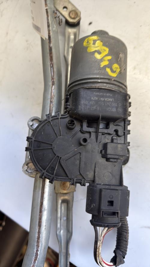 Moteur essuie glace avant FIAT DOBLO 2 PHASE 2 Diesel image 3