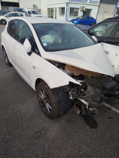 Pare choc arriere SEAT IBIZA 4 PHASE 2 Diesel image 9