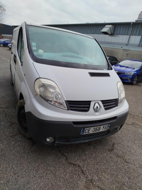 Pare choc avant RENAULT TRAFIC 2 PHASE 2 Diesel image 5