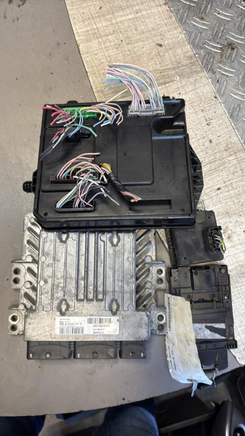 Kit de demarrage RENAULT MEGANE 3 PHASE 1 Diesel image 1