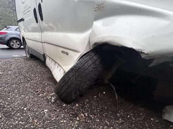 Moteur RENAULT TRAFIC 2 PHASE 2 Diesel image 19