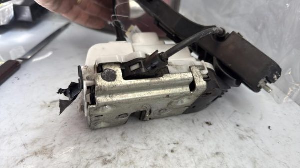 Serrure avant gauche RENAULT GRAND ESPACE 4 PHASE 2 Diesel image 3