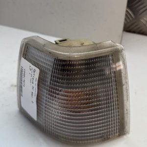 Optique avant secondaire droit (feux)(clignotant) VOLVO 850 PHASE 1 image 1