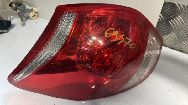 Feu arriere principal gauche (feux) TOYOTA RAV4 3 PHASE 1 Diesel image 4
