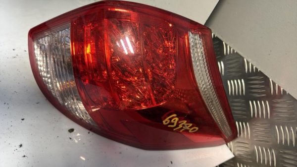 Feu arriere principal droit (feux) TOYOTA RAV4 3 PHASE 1 Diesel image 1