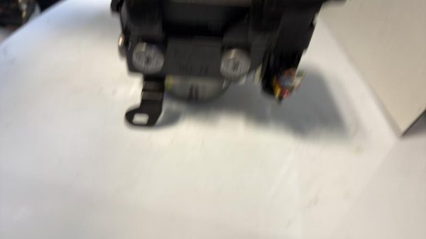 Bloc ABS (freins anti-blocage) PEUGEOT 2008 2 Essence image 2