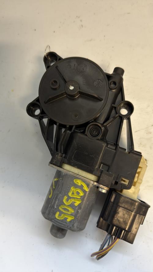 Moteur leve vitre avant gauche FORD FIESTA 6 PHASE 1 Essence image 2