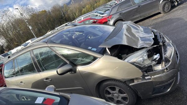 Renfort pare choc avant (traverse) CITROEN C4 GRAND PICASSO 1 Diesel image 6