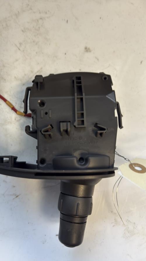 Commodo phare RENAULT CLIO 3 PHASE 1 Diesel image 3
