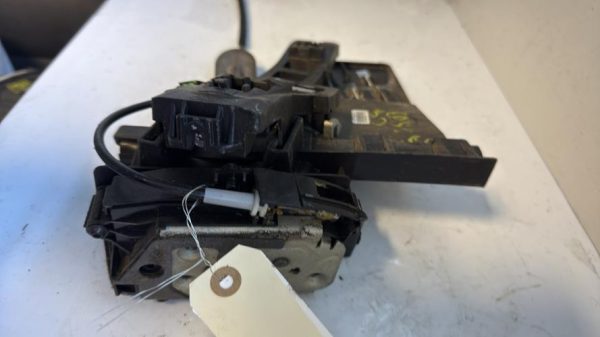 Serrure arriere droit FORD FIESTA 6 PHASE 1 Essence image 1