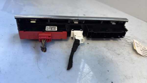 Bouton de warning AUDI A3 2 SPORTBACK PHASE 2 Diesel image 5