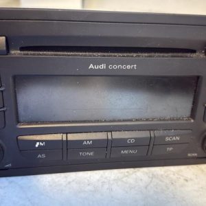 Autoradio d'origine AUDI A3 2 SPORTBACK PHASE 2 Diesel image 1