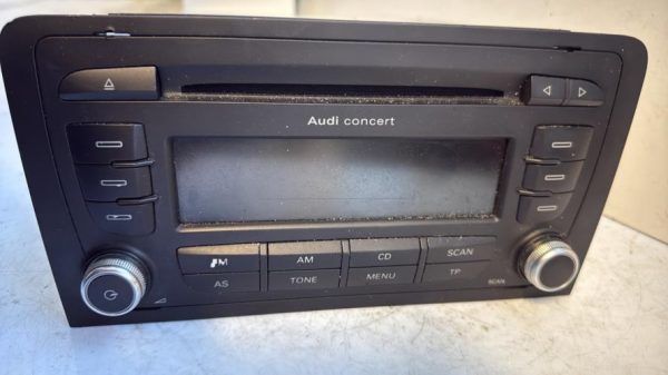 Autoradio d'origine AUDI A3 2 SPORTBACK PHASE 2 Diesel image 1