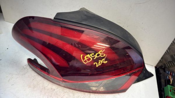 Feu arriere principal gauche (feux) PEUGEOT 208 1 PHASE 2 Diesel image 4
