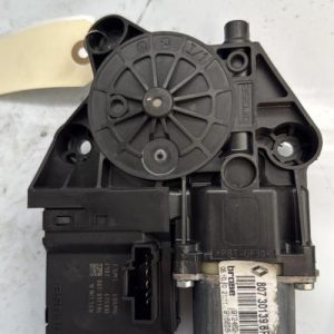 Moteur leve vitre avant droit RENAULT MEGANE 3 PHASE 1 Diesel image 1