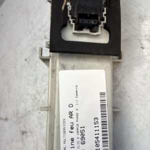 Platine feu arriere droit RENAULT CLIO 2 CAMPUS PHASE 2 Essence image 1