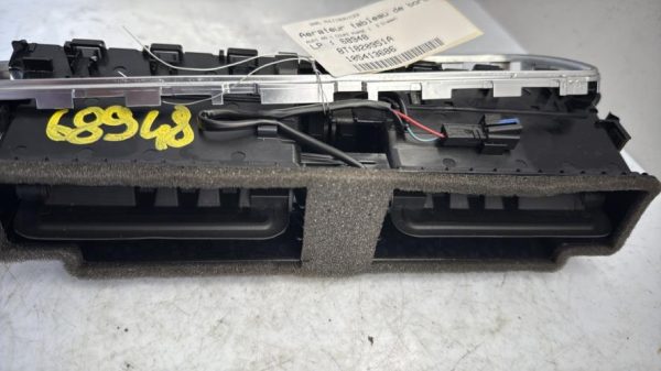 Aerateur tableau de bord AUDI A5 1 COUPE PHASE 1 Diesel image 1