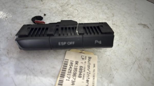 Bouton/Interrupteur AUDI A5 1 COUPE PHASE 1 Diesel image 1