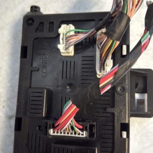 Boitier UCH RENAULT MODUS PHASE 1 Essence image 1